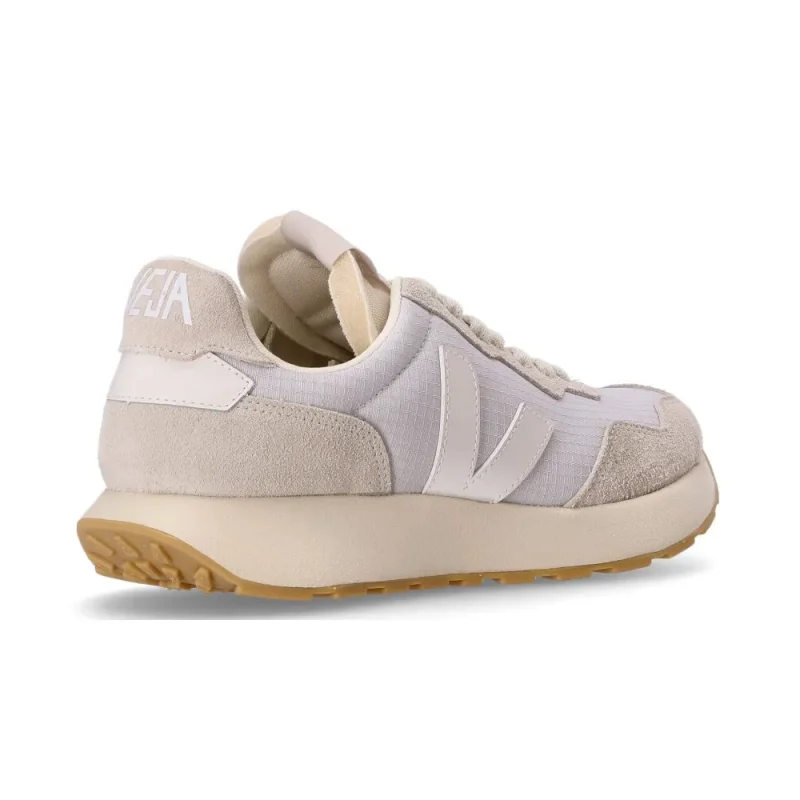 Veja Paulistana Pearl Pierre W