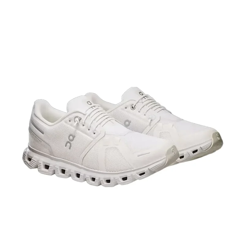 On Running Cloud 6 'Triple White'