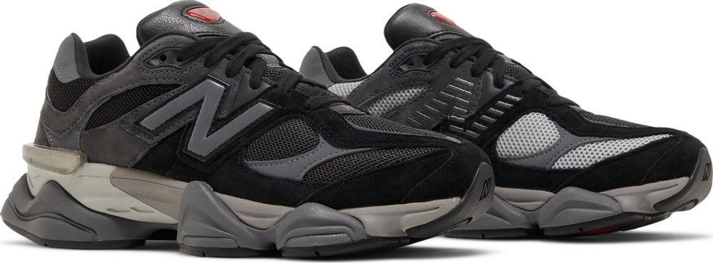 9060 ‘Black Castlerock’