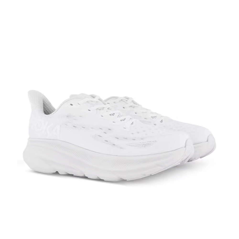 Hoka Clifton 9 ‘Triple White’