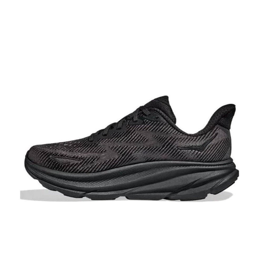 Hoka Clifton 9 ‘Triple Black’