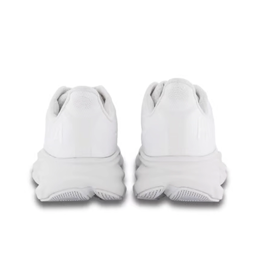 Hoka Clifton 9 ‘Triple White’