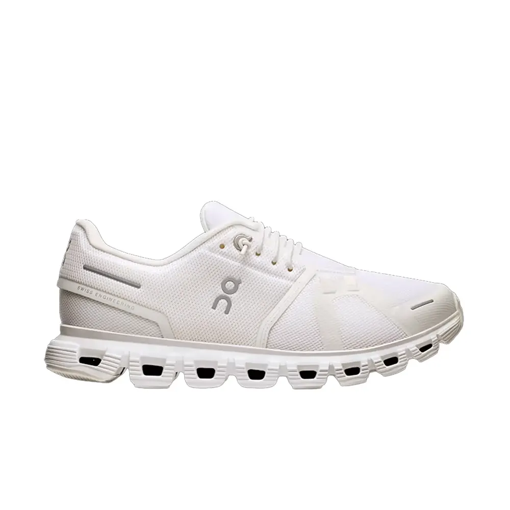 On Running Cloud 6 'Triple White' 1 On Running Cloud 6 ‘Triple White’