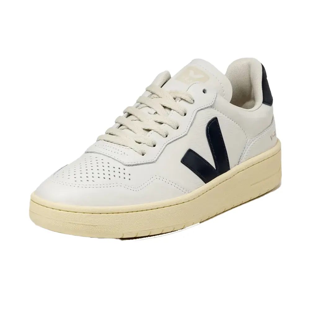 فيجا V-90 جلد أبيض Nautico