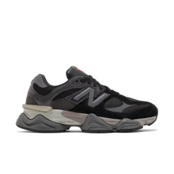 9060 ‘Black Castlerock’