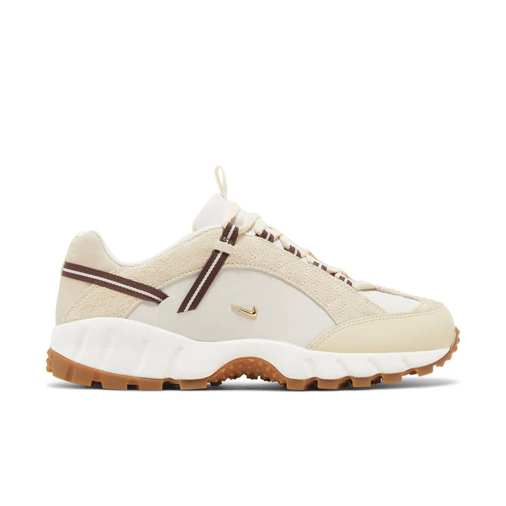 Nike Jacquemus x Air Humara LX 'Sail' 1 Nike Jacquemus x Air Humara LX ‘Sail’