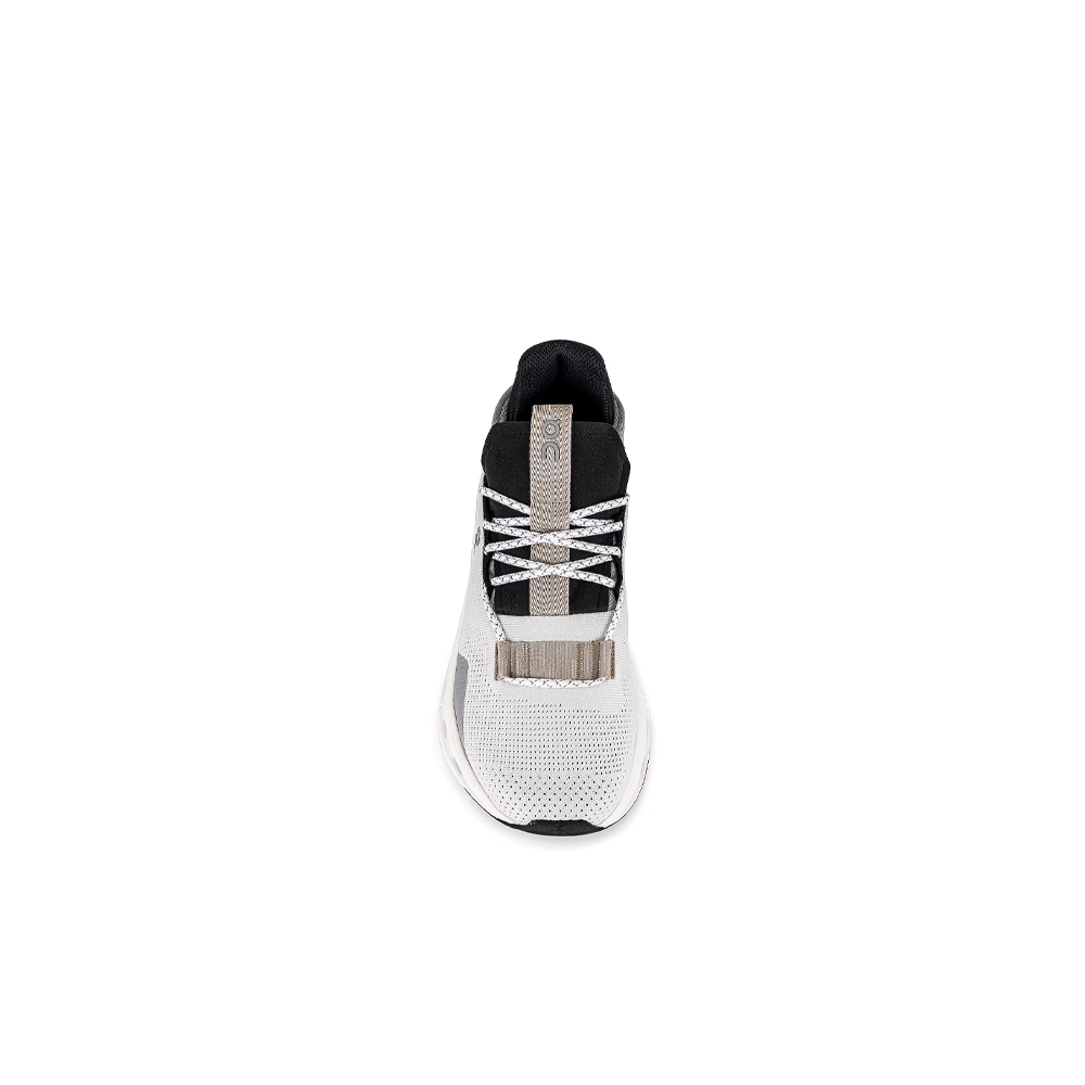 On-Running-Cloudnova-White-Sand-0.webp