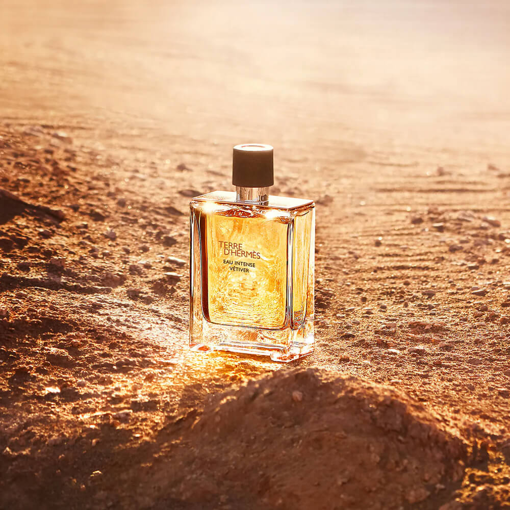 herme-terre-dhermes-eau-intense-vetiver-eau-de-parfum-Main.jpg