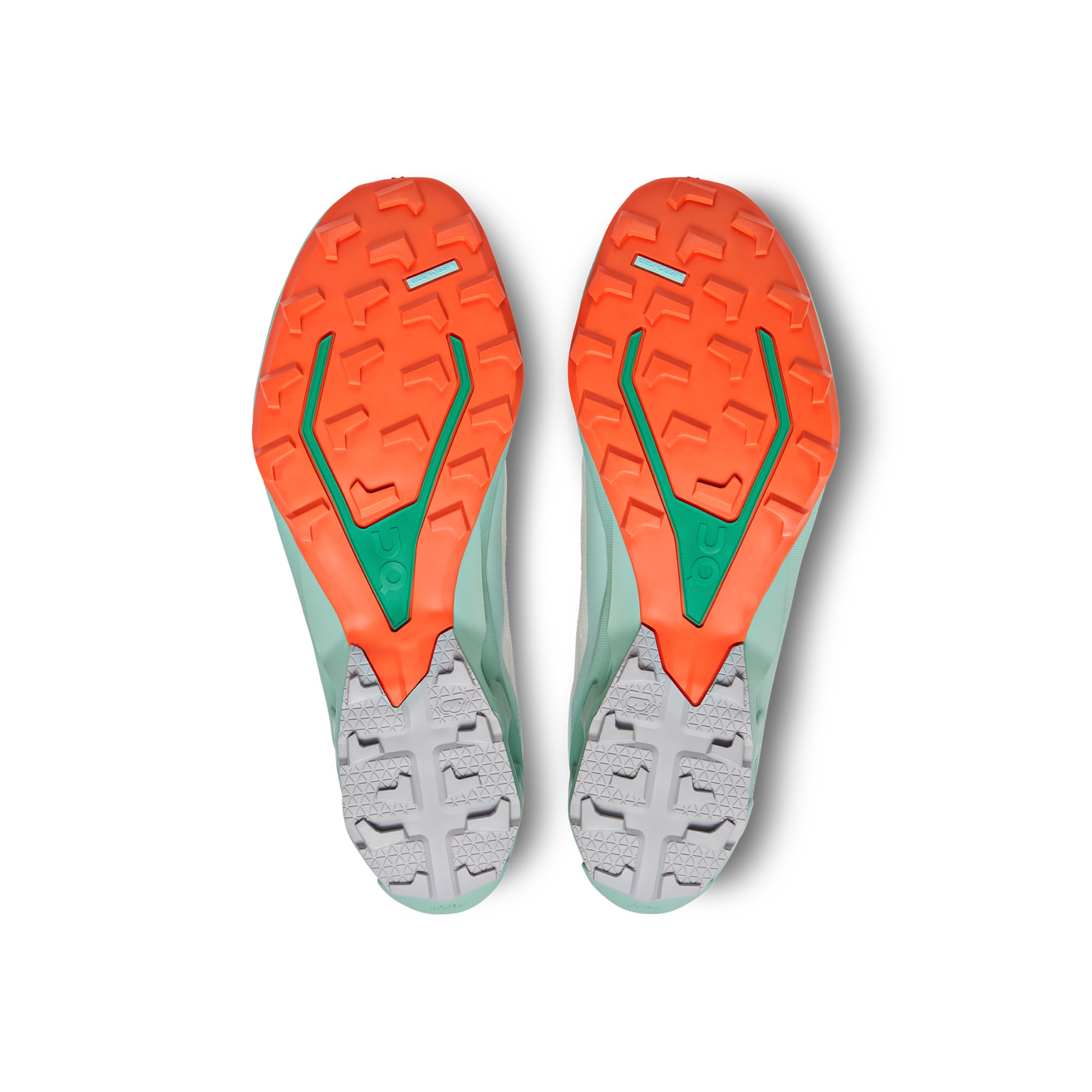 On Running Cloudventure Peak 3 Undyed-White M