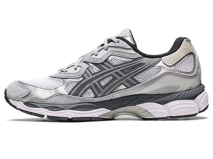أحذية Asics Gel-NYC باللون الأبيض والرمادي الفضي