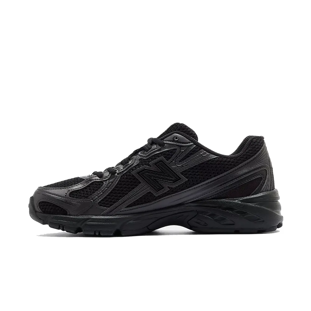 New Balance 740 Black with Black Cement