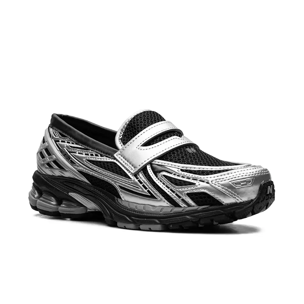 New Balance 1906L ‘Silver Metallic Black’