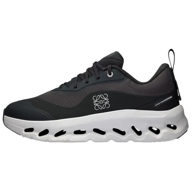 On Running Loewe x Cloudtilt 2 ‘Black & White