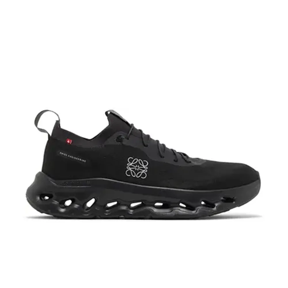 On Running Loewe Cloudtilt 'All Black' 1 On Running Loewe Cloudtilt ‘All Black’