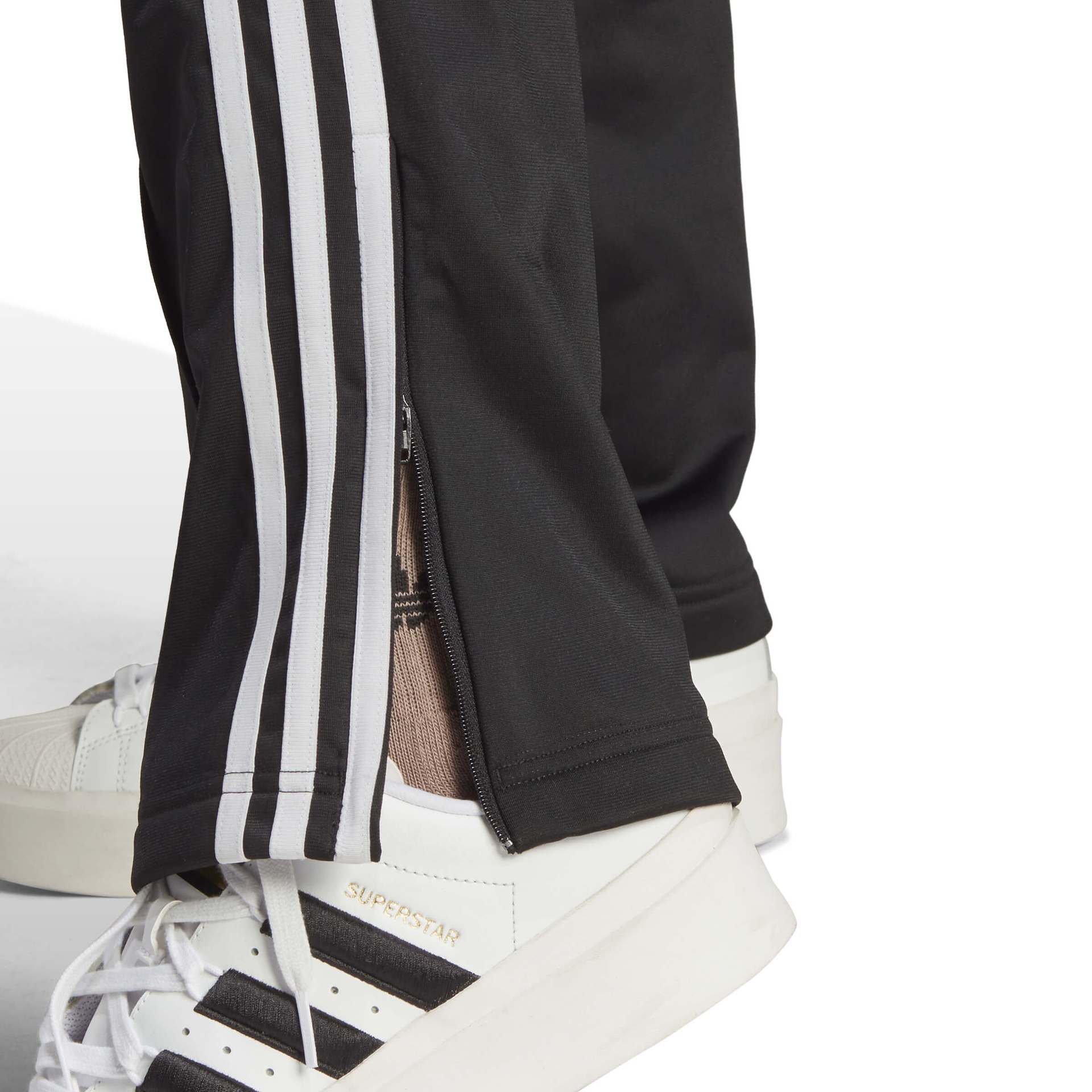 Adidas-Firebird-Tp-Black-W-Main.jpg