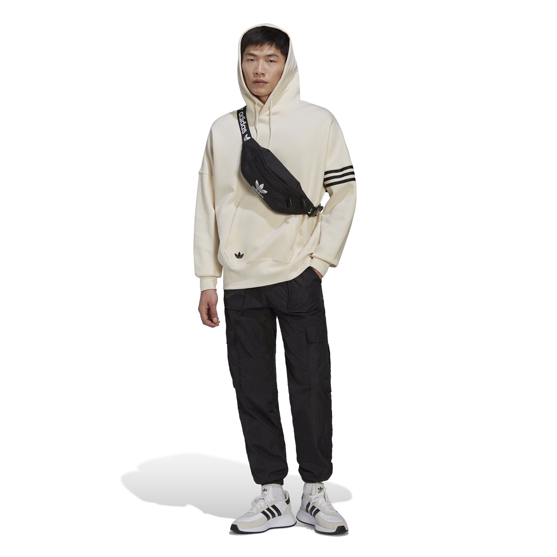HM1870_1_APPAREL_Photography_Front-View_white_Main.jpg
