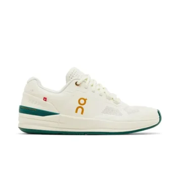 On Running The Roger Pro Clay Beige In Green